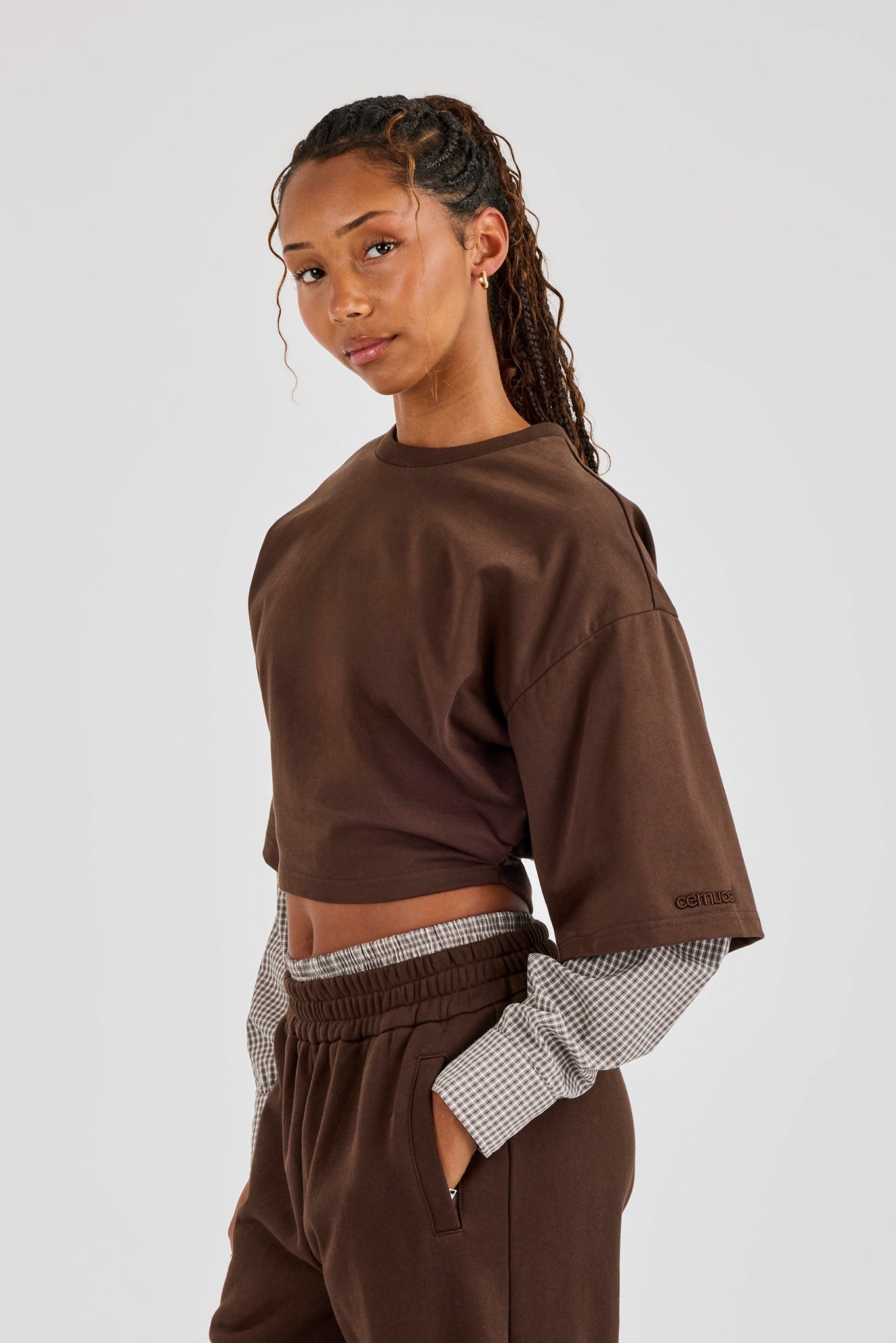 Cropped Oversized T-Shirt With Layered Shirt - Chocolate